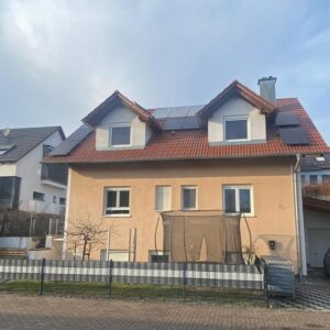 Provisionsfrei: EFH mit großem Wohn-/Essbereich, 6 Schlaf-/Arbeitszimmern und Garten in Spielstraße