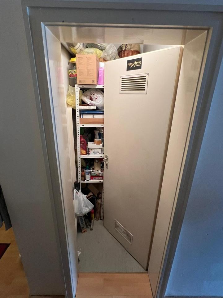 Helle 3-Zimmer-Wohnung mit Balkon direkt an der U-Bahn – Bild 7