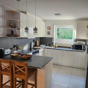 Schön renoviertes Reienhaus in familienfreundlicher Lage