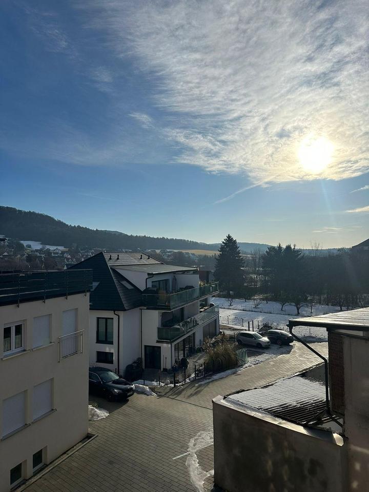 Charmante 3-Zimmer-Maisonette im kernsanierten Altbau + neue Markeneinbauküche – Bild 12