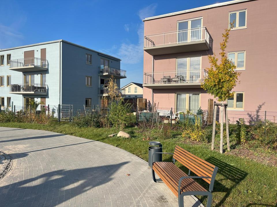 Neubau-Erstbezug: Süd-West-Dachgeschosswohnung mit Balkon, Stellplatz & Aufzug – Bild 6