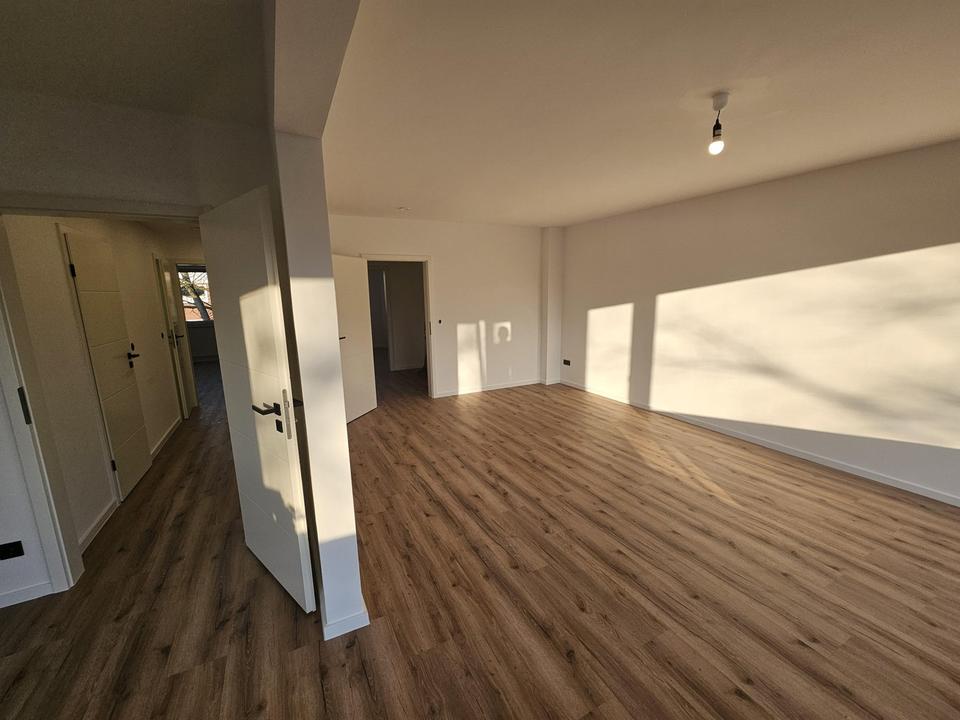 HH-Niendorf - Helle 3-Zimmer-Wohnung inkl. TG-Stellplatz mit Südbalkon in bester Lage – Bild 8