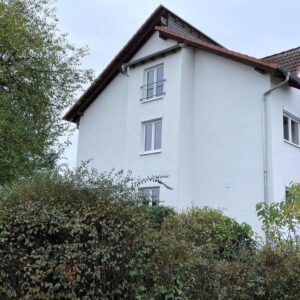 Exklusives Reiheneckhaus mit architektonischer Raffinesse in ruhiger Feldrandlage