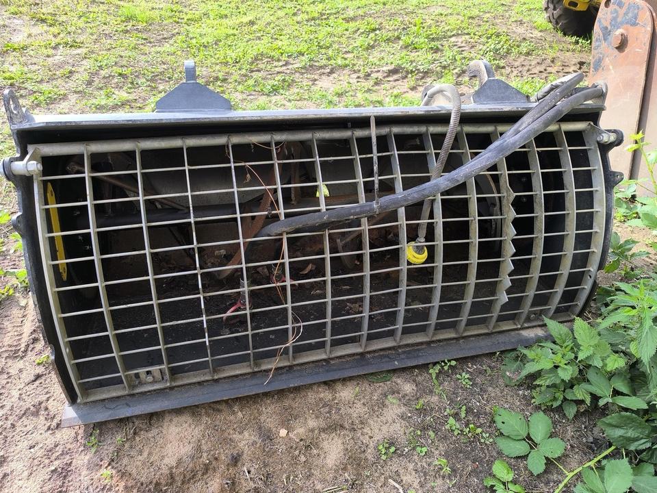 3-FH mit zwei Wohnungen zum Fertigstellen, weitere Bebauung möglich – Bild 16