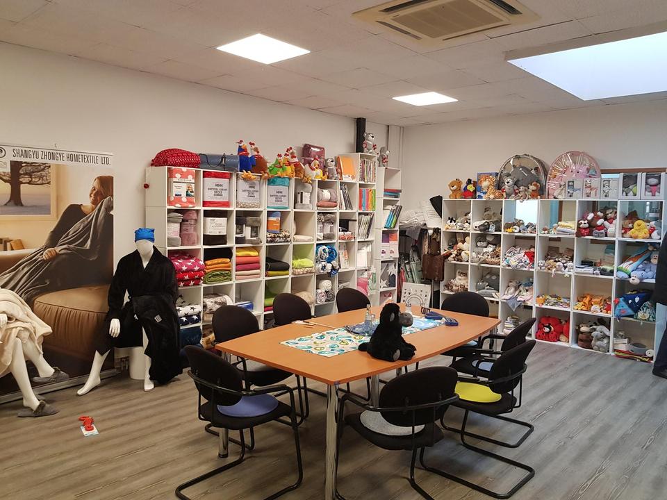 Flachdachhalle, Büros – Bild 23