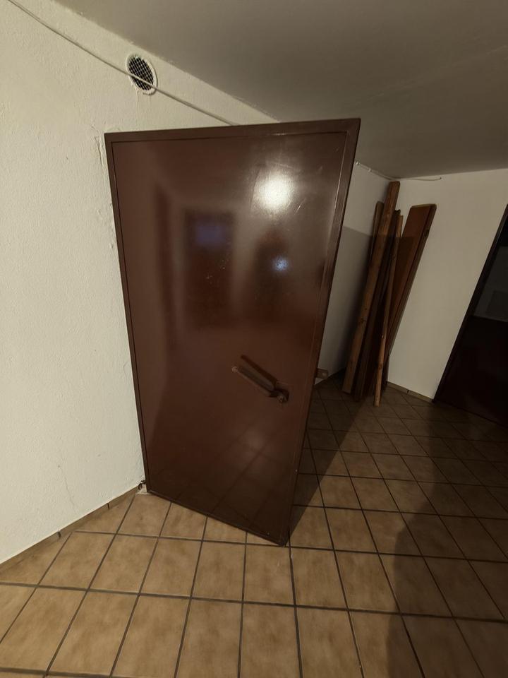 Ohne Käuferprovision: Raumwunder mit Einliegerwohnung & Doppelgarage – Bild 22