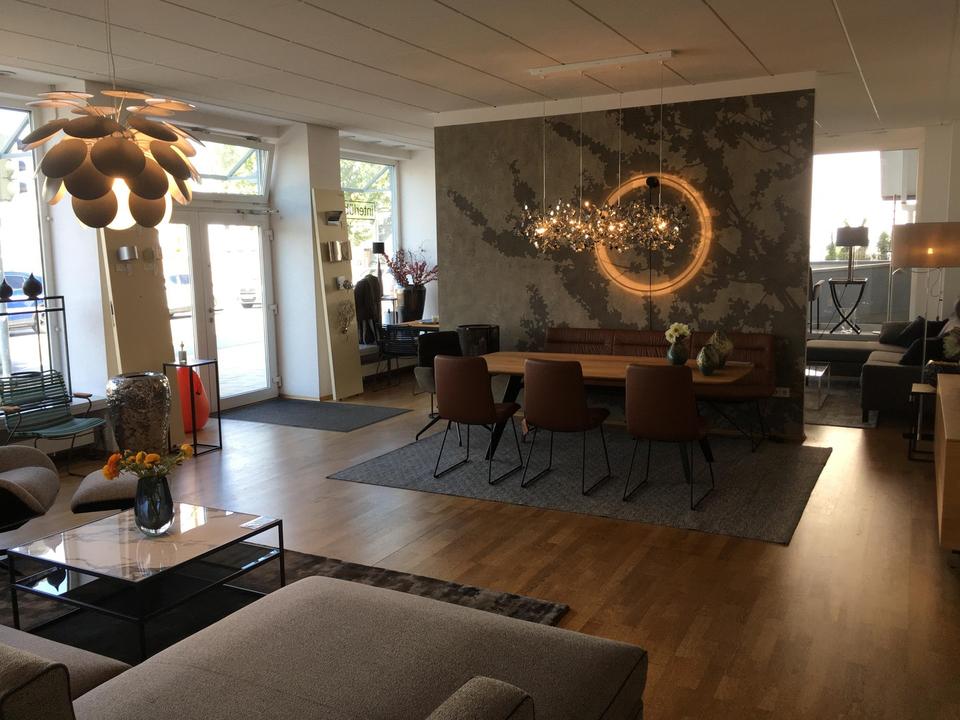 Repräsentative Ladeneinheit mit 32m Schaufensterfront in 1A Lage von Deggendorf – Bild 9