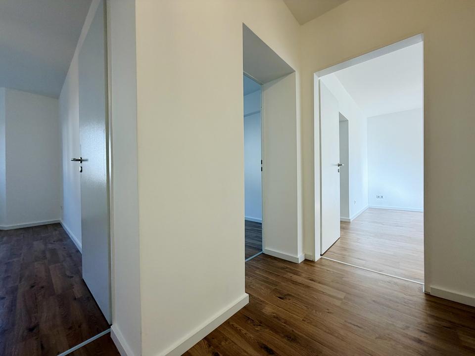 BEZUGSFERTIG! 2026 Saniert (3-Zi. WG Potential!) – Bild 2