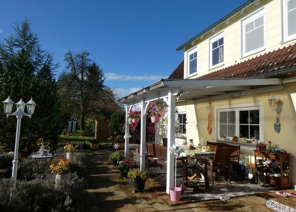 Attraktives EFH im Landhausstil sucht neue Eigentümer – Bild 3