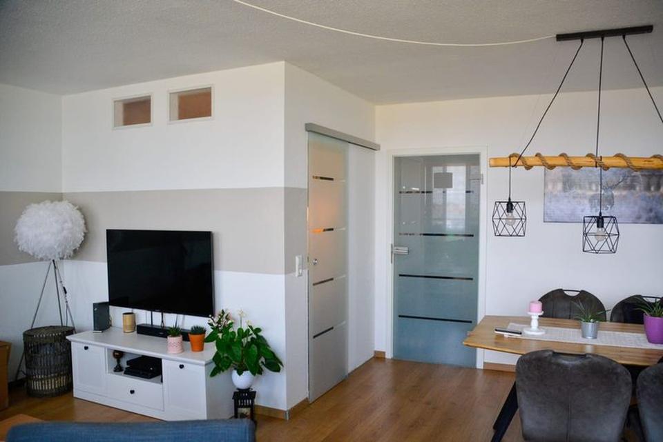 NEU!! Maisonette/2,5 Raum/Saniert/ca.80m²/Zentrum/EBK/Balkon/Lift/TG – Bild 2