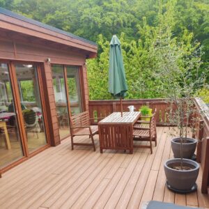 Großzügige 3,5-Zimmer-Wohnung mit Wintergarten & Dachterrasse - Nähe Wasserburg