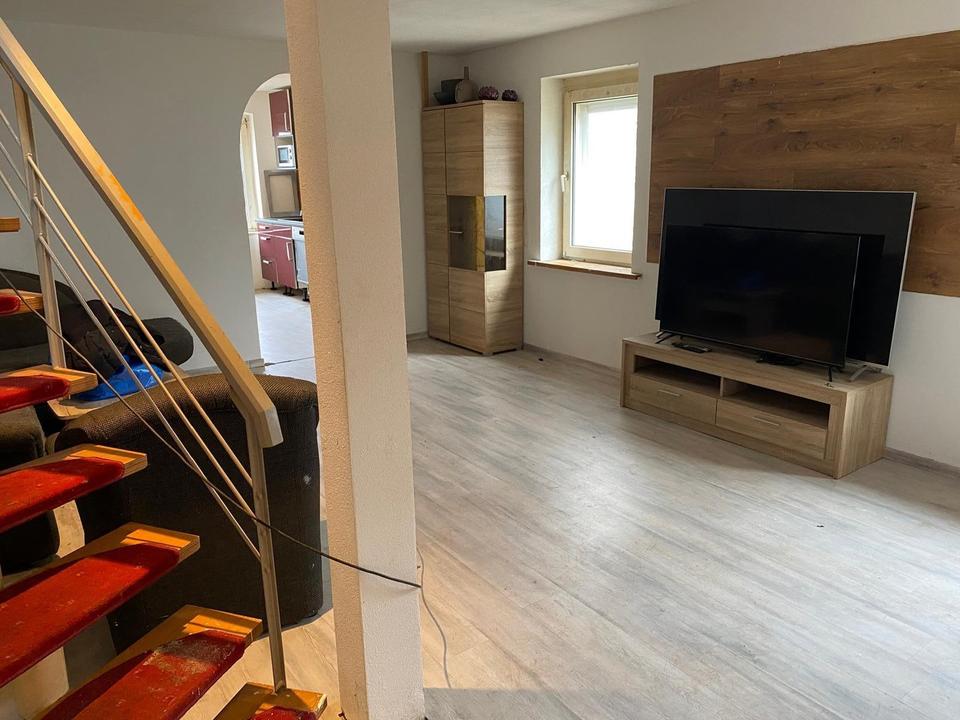 Doppelhaushälfte mit Doppelgarage und 2 Carports in zentraler Lage von Steinheim – Bild 17