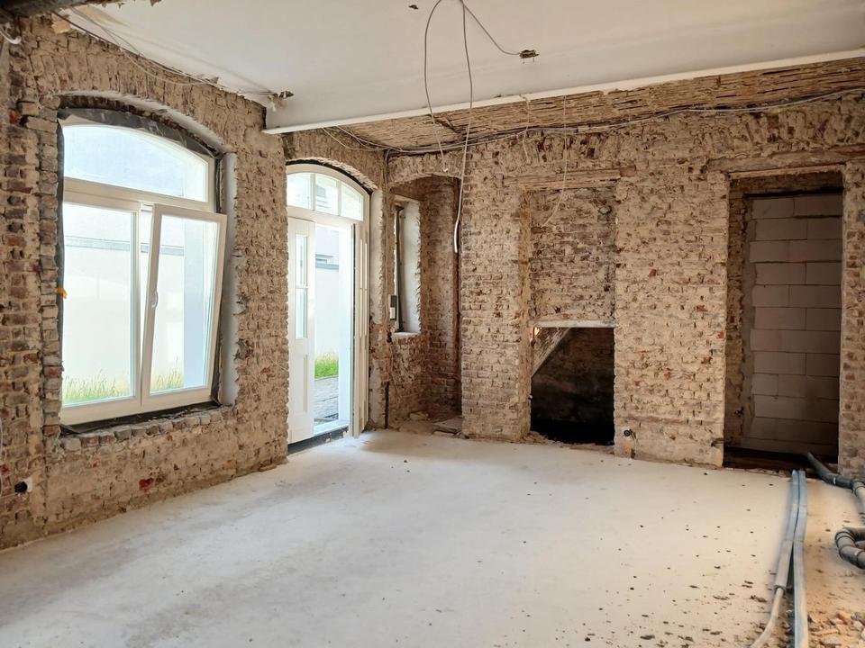 5-Zimmer-Wohnung mit Einfamilienhauscharakter in kernsaniertem Denkmalobjekt – Bild 9