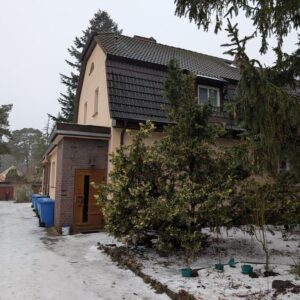 Massive Doppelhaushälfte, unterkellert, 644m² Grundstück, ruhige Lage in Zeuthen-Miersdorf