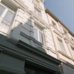 5-Zimmer-Wohnung mit Einfamilienhauscharakter in kernsaniertem Denkmalobjekt