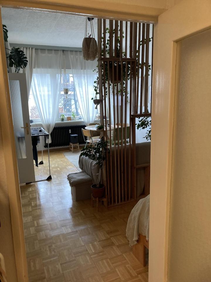 Gut geschnittene, helle 1-Zimmer Wohnung – Bild 5