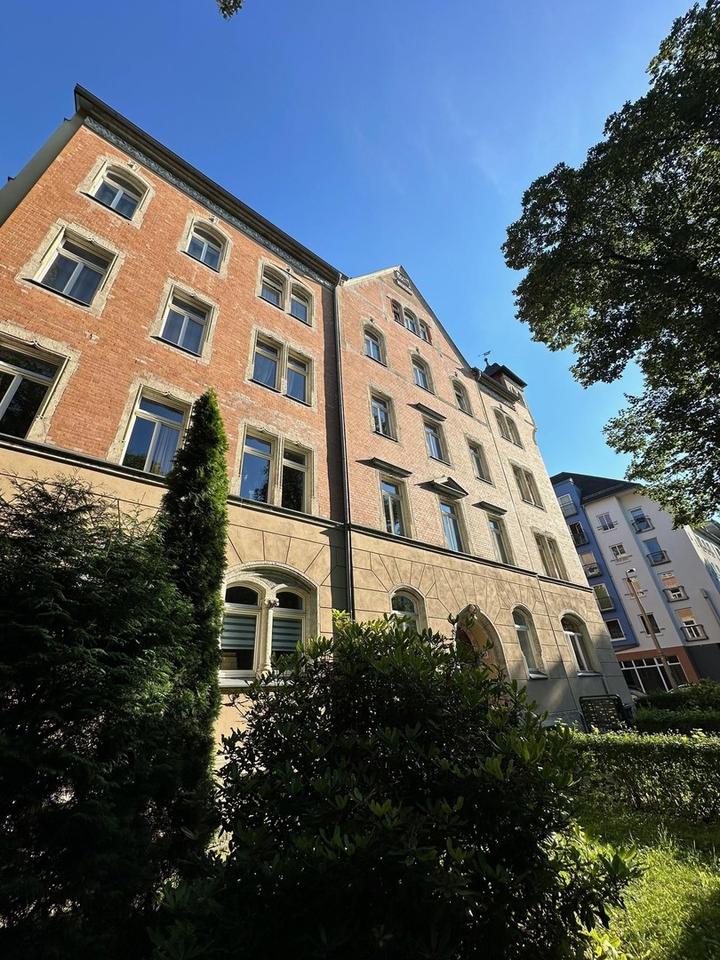 Henriettenstr 23 Chemnitz 2ZKB Denkmal 3. OG 53qm ab 1.3.2026 mit EBK – Bild 2