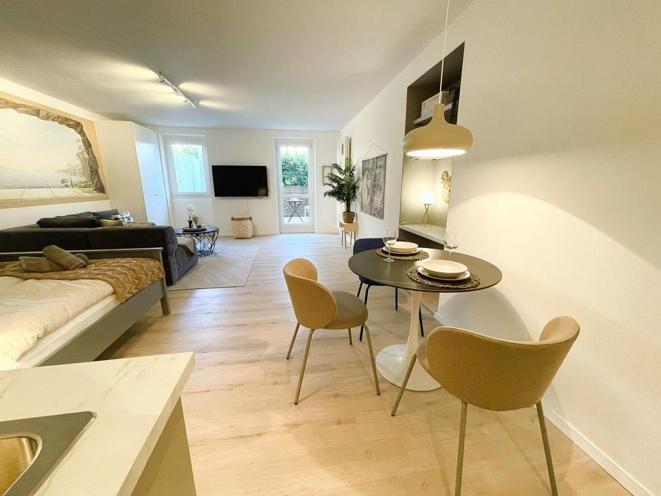 Renditeobjekt: Voll möblierte 1 Zimmer-ETW mit TG-Stellplatz