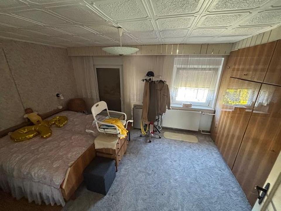 Reihenendhaus, unterkellert mit Nebengelass und Garten – Bild 16