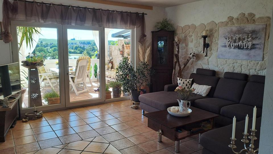 Doppelhaushälfte in toskanischem Flair mit Einliegerwohnung - direkt von Eigentümer – Bild 3