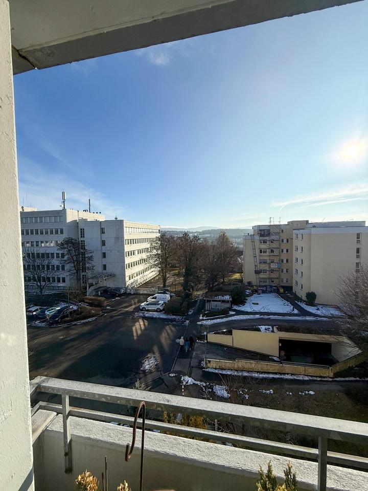 Großzügige 4-Zimmer-Wohnung mit Balkon und Garage im ruhigen Wohngebiet Reusch in Göppingen – Bild 19