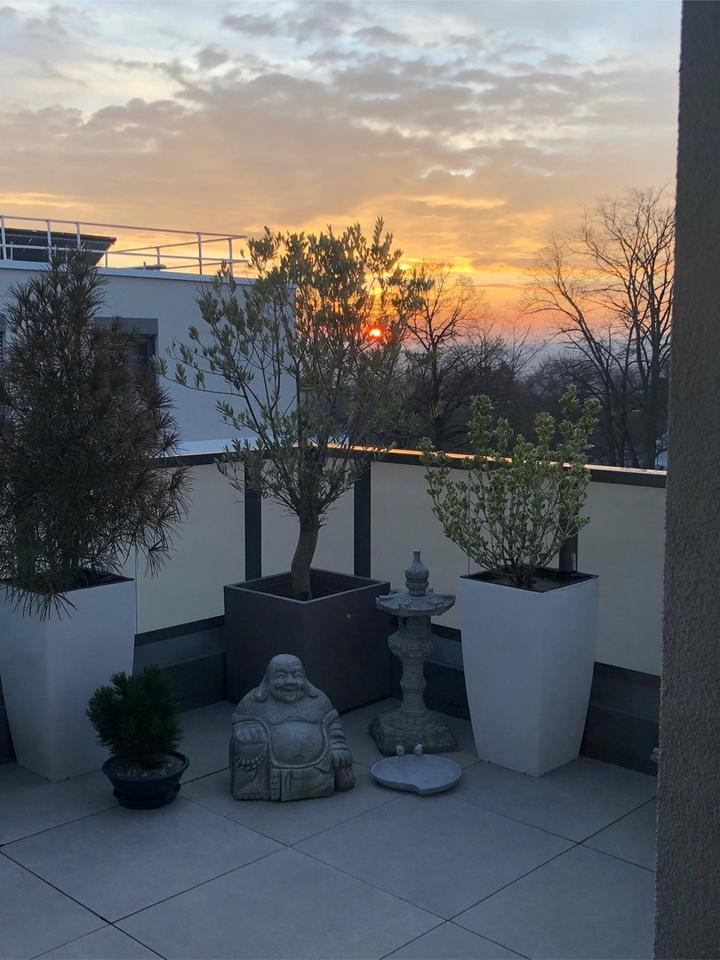 Penthouse-Wohnung mit Panoramablick in zentraler Lage in Wiesbaden-Nordost