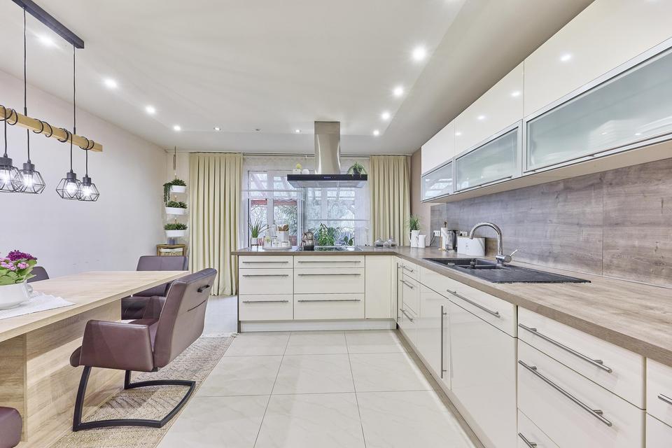 Großzügiges Wohnen mit Garten auf zwei Ebenen – Bild 11