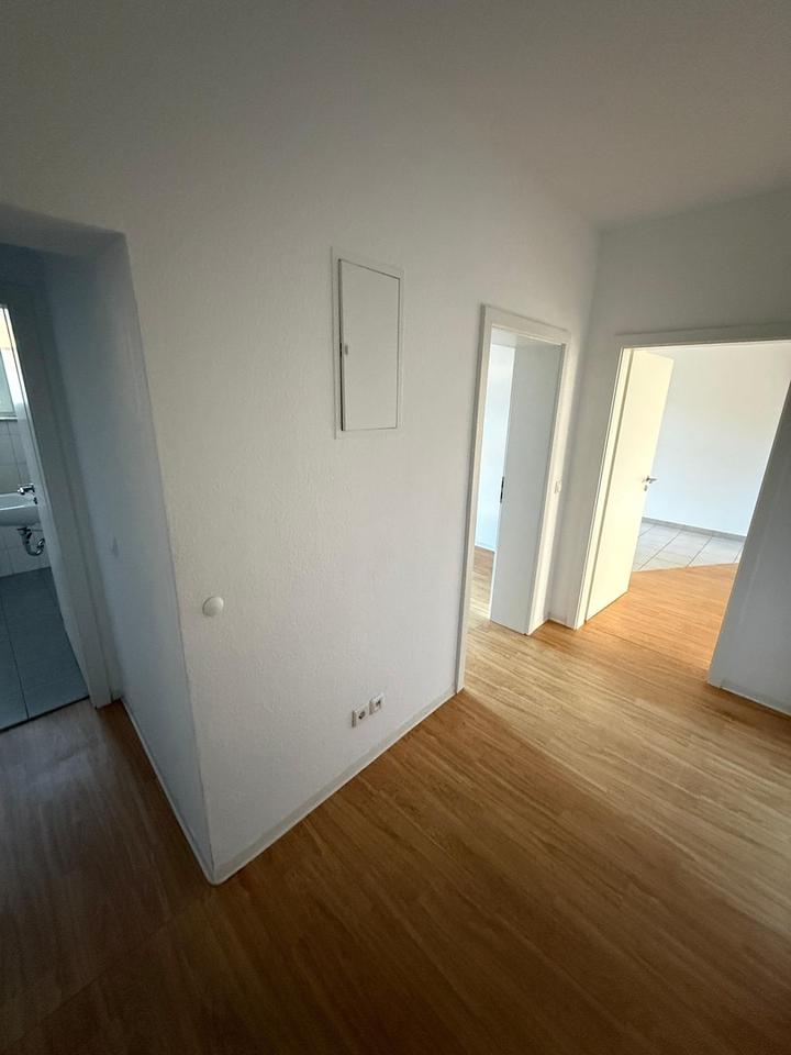 2 - Raum Wohnung mit Tageslichtbad im Herzen von Chemnitz – Bild 7