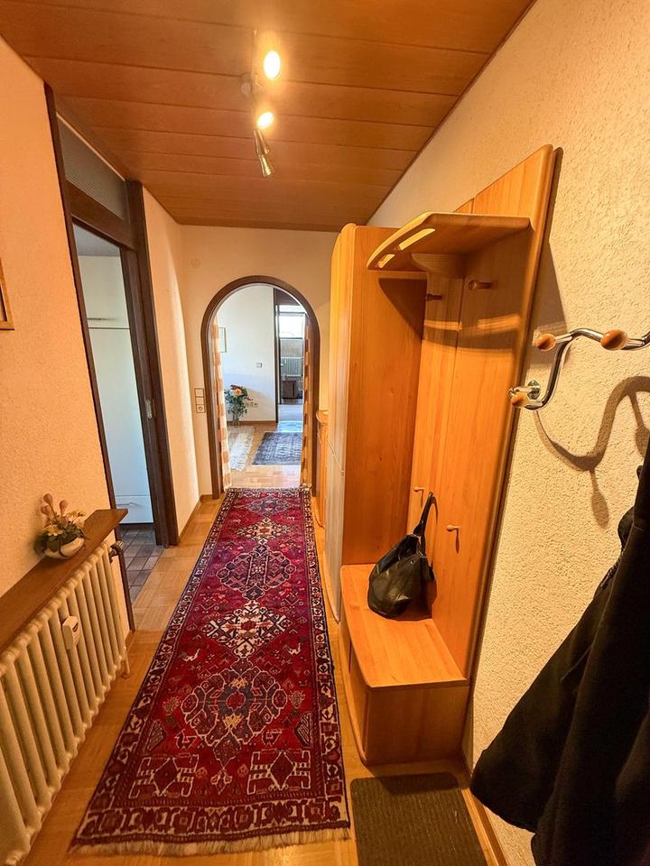 Großzügige 4-Zimmer-Wohnung mit Balkon und Garage im ruhigen Wohngebiet Reusch in Göppingen – Bild 17