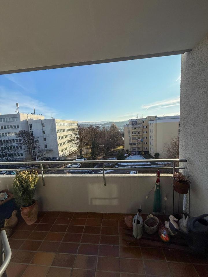 Großzügige 4-Zimmer-Wohnung mit Balkon und Garage im ruhigen Wohngebiet Reusch in Göppingen – Bild 21