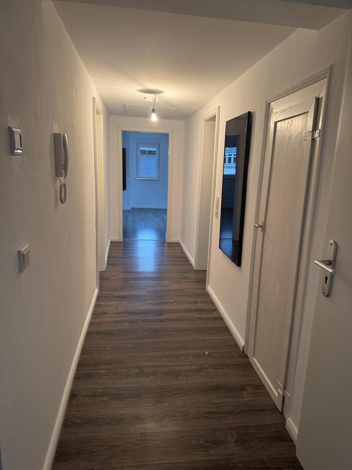 Wohnen mit Blick auf den Dillturm -Dillenburg 3ZKB Dachgeschosswohnung – Bild 11