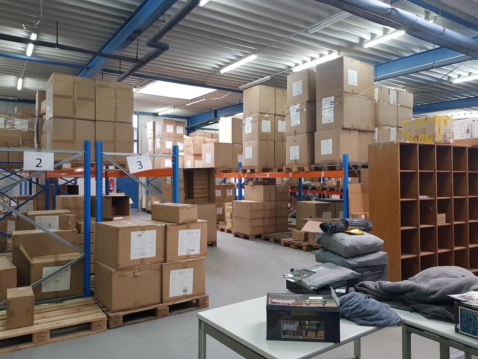 Flachdachhalle, Büros – Bild 4