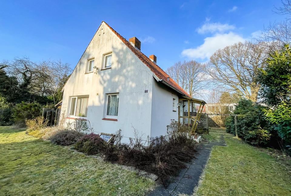 Großzügiges Baugrundstück mit Entwicklungspotenzial in Sülldorf – Bild 3