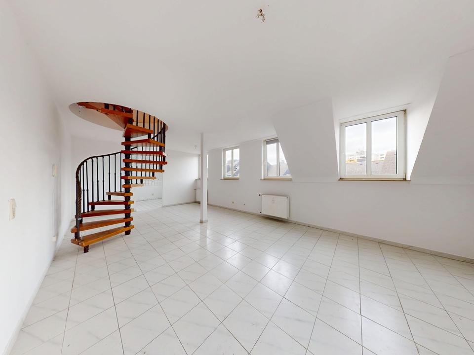 Provisionsfrei: Maisonnette 5 Z auf 2 Etagen – Bild 3