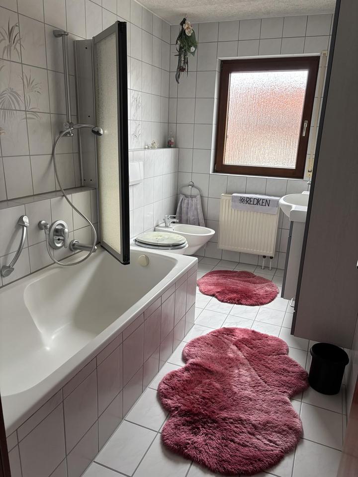 Gepflegte Doppelhaushälfte mit 2 separaten Wohneinheiten und Studio in ruhiger Lage, 30er Zone – Bild 11