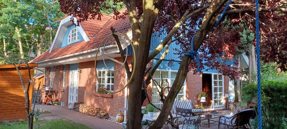 Charmantes freistehendes Einfamilienhaus im historischen Alt-Rudow – Bild 4