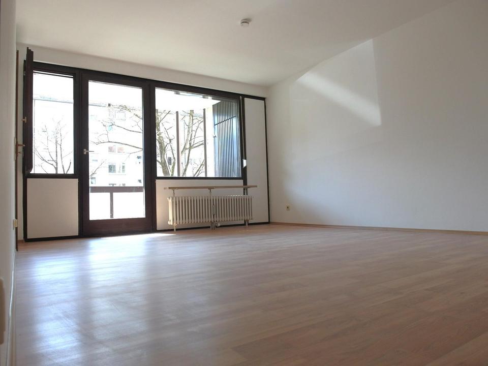 3-Zi.-Wohnung (80qm) Westend, U5 / Tram 18 Säulingstraße, nähe WESTPARK – Bild 8