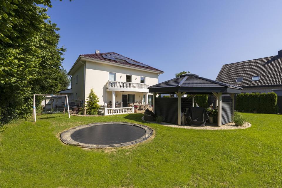 Stadtvilla - günstig wohnen auf 367 qm A+ – Bild 2