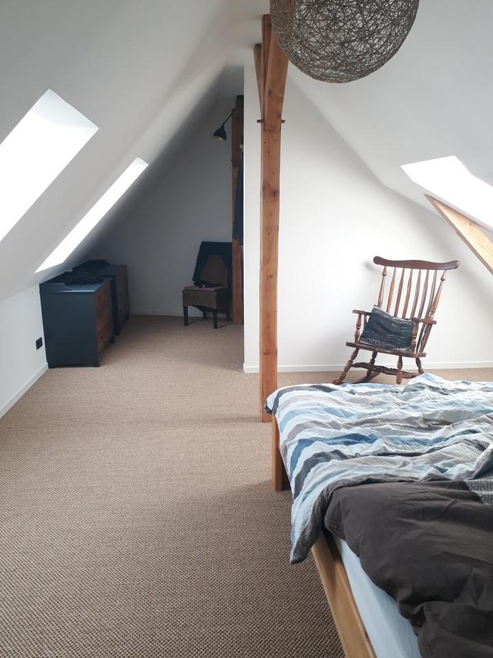 28.03 Besichtigung - Helle Maisonettewohnung mit Dachterrasse in der Innenstadt – Bild 7