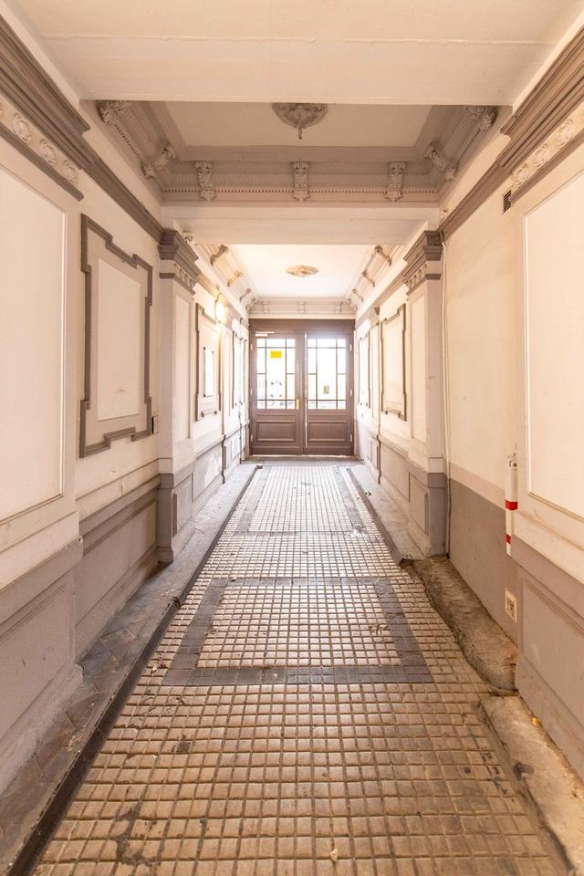 Stilvoller Altbau-Traum in bester Lage in Berlin-Mitte 2,5 Zimmern und luxuriösem Interior-Konzept – Bild 21