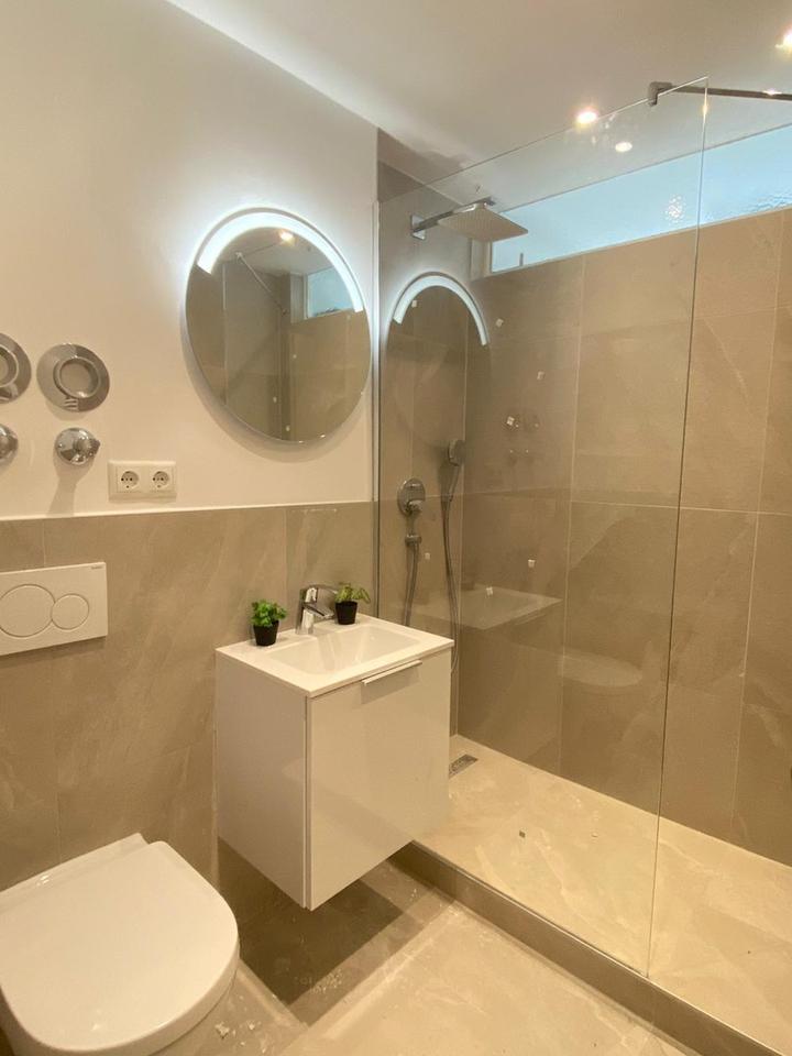 Hochwertig kernsanierte und komplett möblierte 1-Zimmer-Wohnung – Bild 10