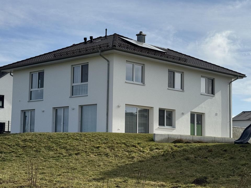 Aussicht ins Grüne! Lichtdurchflutetes Massivhaus in Bihlafingen, provisionsfrei – Bild 6