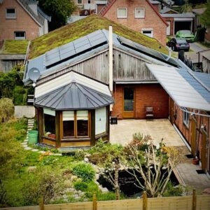 Nachhaltiger Bungalow mit Wintergarten, Garage und Garten