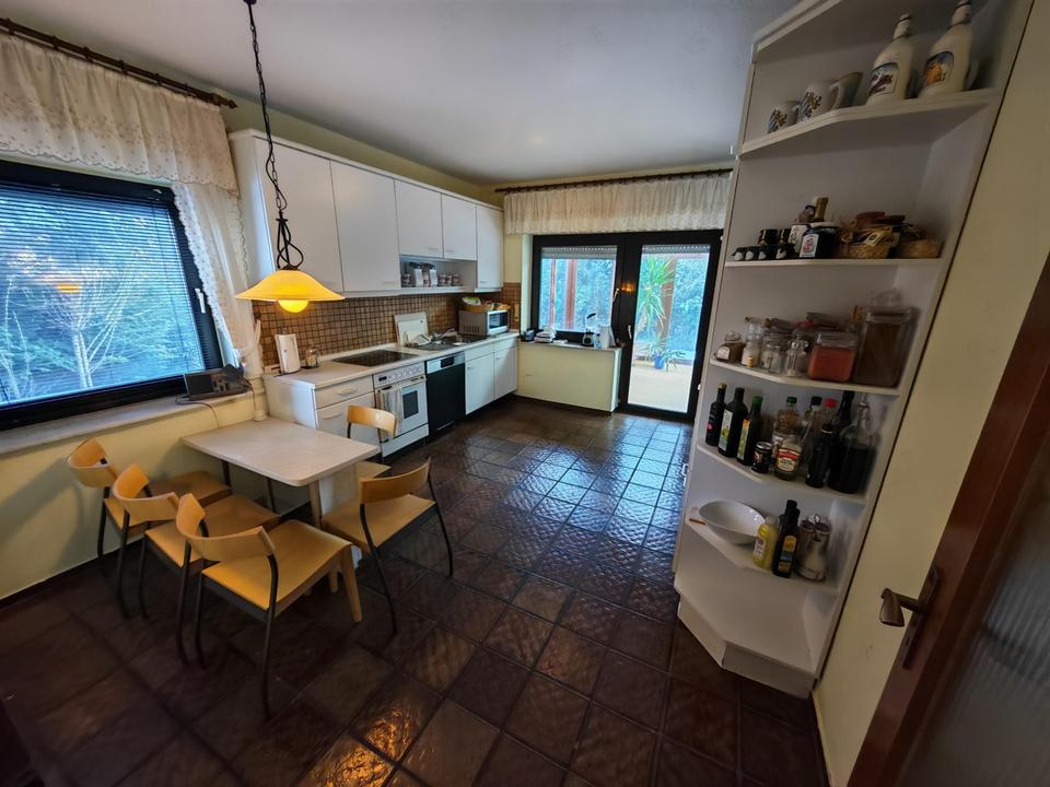 Ohne Käuferprovision: Raumwunder mit Einliegerwohnung & Doppelgarage – Bild 38