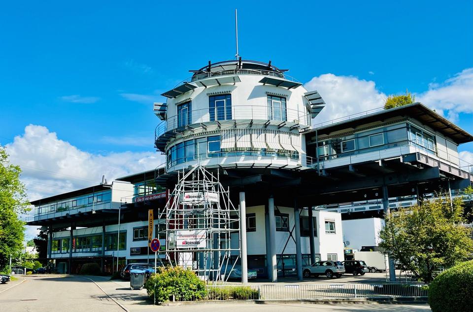 Moderne, helle Bürofläche in repräsentativen Gewerbepark
