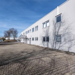 Moderne Industriehalle zur Miete – ideal für Produktion & Gewerbe
