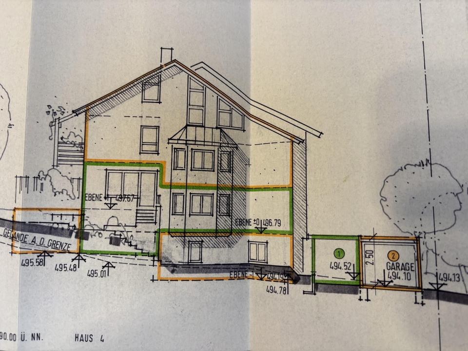 Gepflegte Doppelhaushälfte mit 2 separaten Wohneinheiten und Studio in ruhiger Lage, 30er Zone