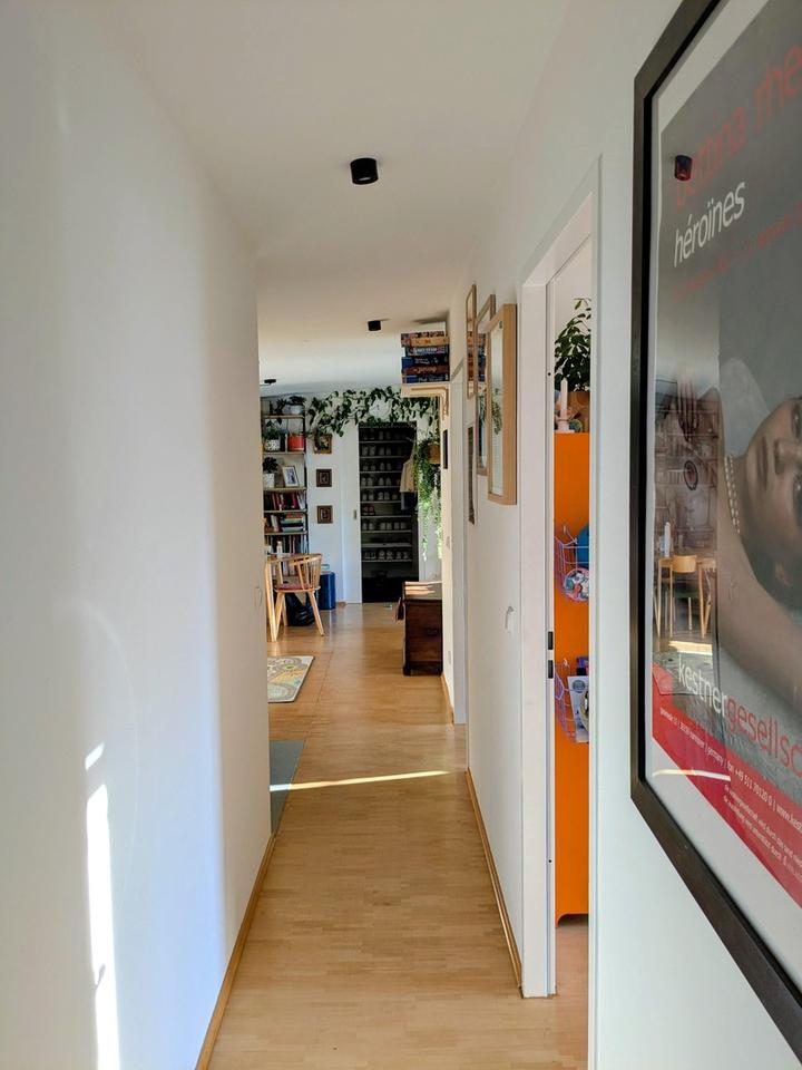 Provisionsfrei! Hochwertige Vierzimmerwohnung mit schönem Südwest-Balkon – Bild 8