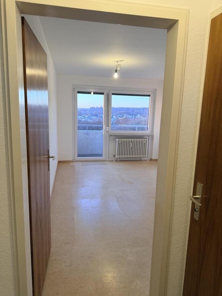 Lichtdurchflutete 3-Zimmer-Wohnung im 7. Stock mit Panorama-Ausblick & Tiefgarage – Bild 15