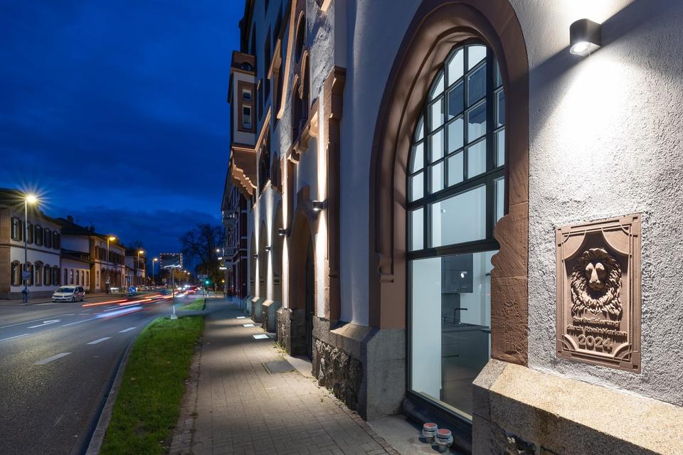 Möbliertes Luxus-Wohnen im LöwenBau - E3-W06, 2 Zi, 54 m² - 1.500 € FLAT – Bild 2